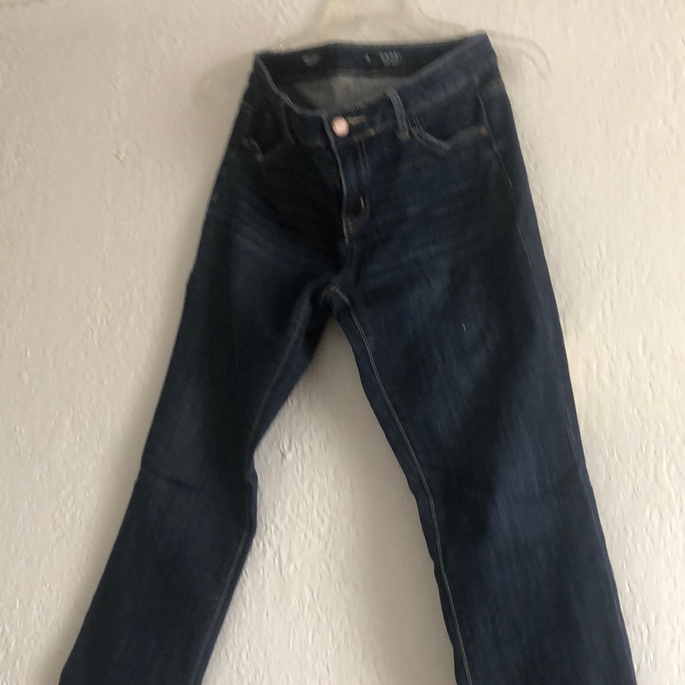 Women’s capri mid rise jeans